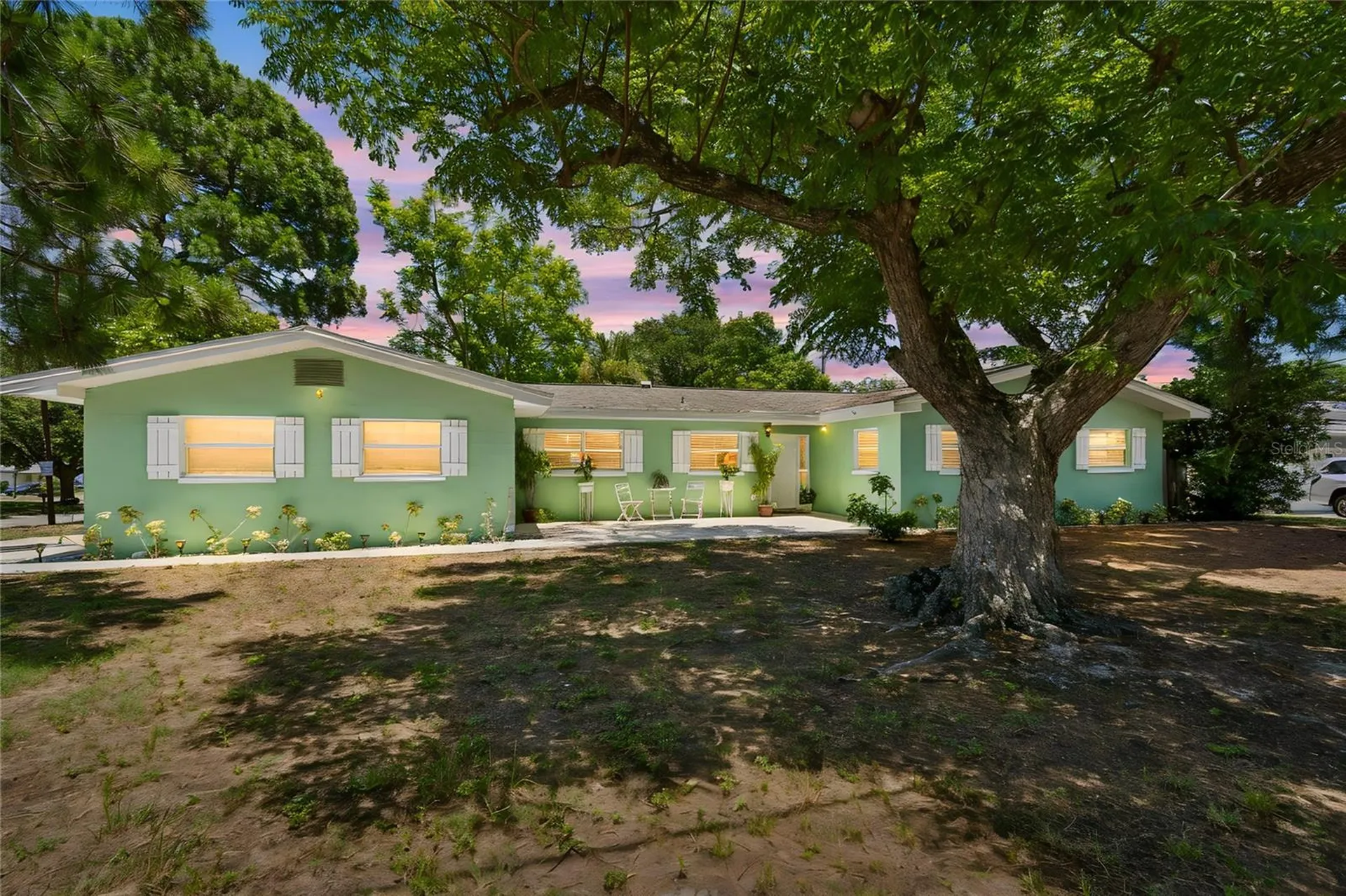 1357 S Evergreen Avenue Clearwater FL 33756