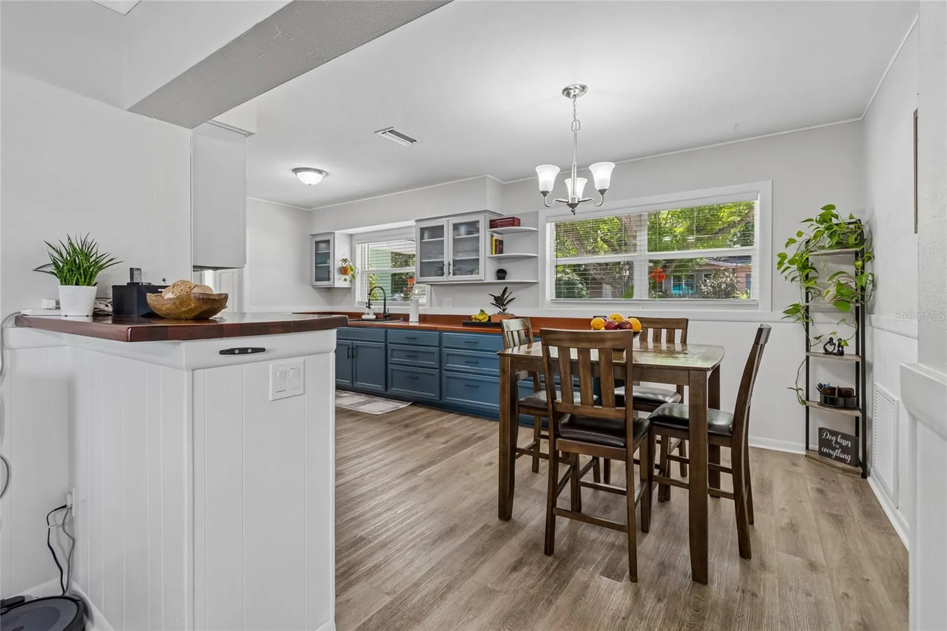 1357 S Evergreen Avenue Clearwater FL 33756