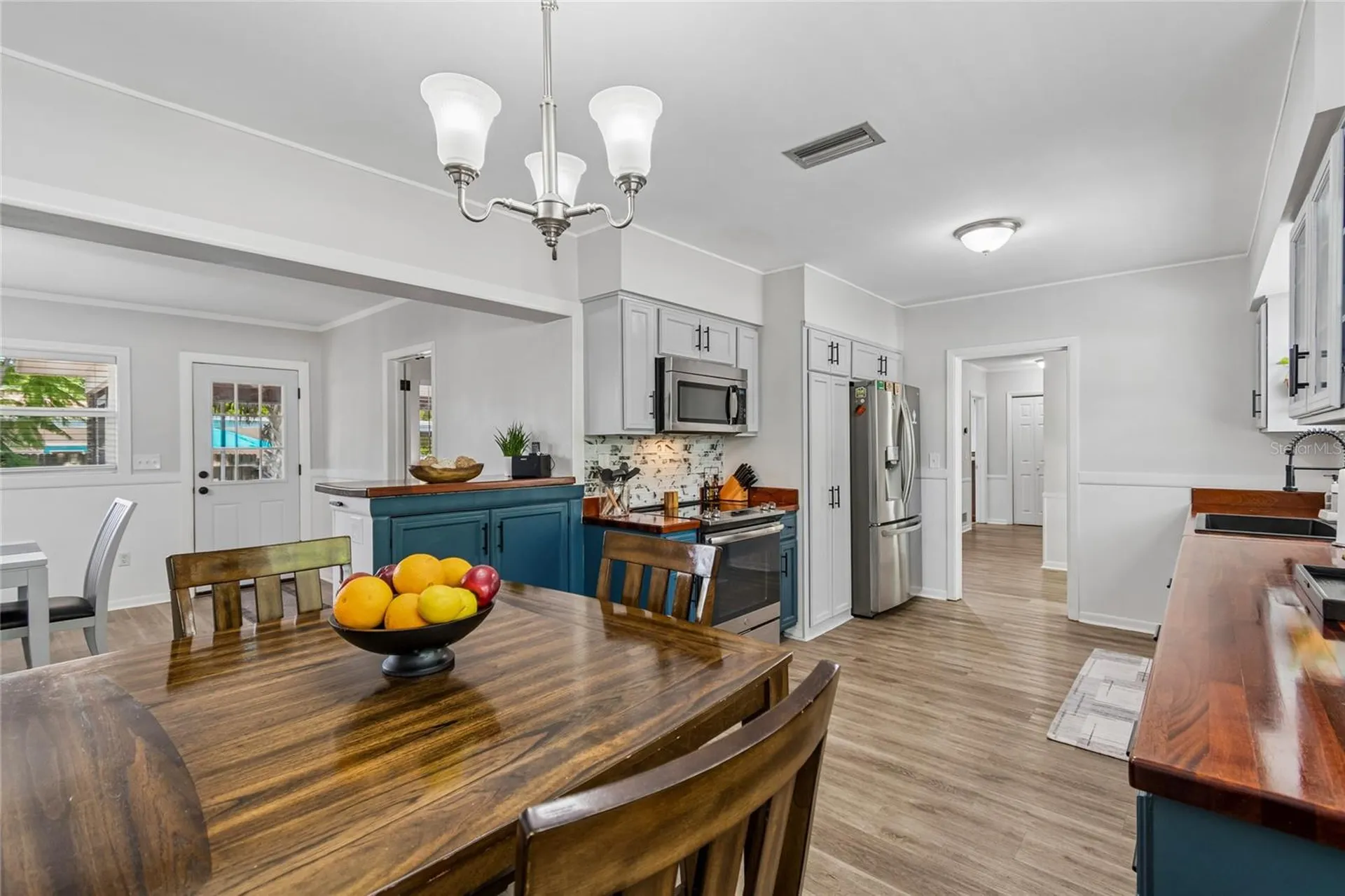 1357 S Evergreen Avenue Clearwater FL 33756