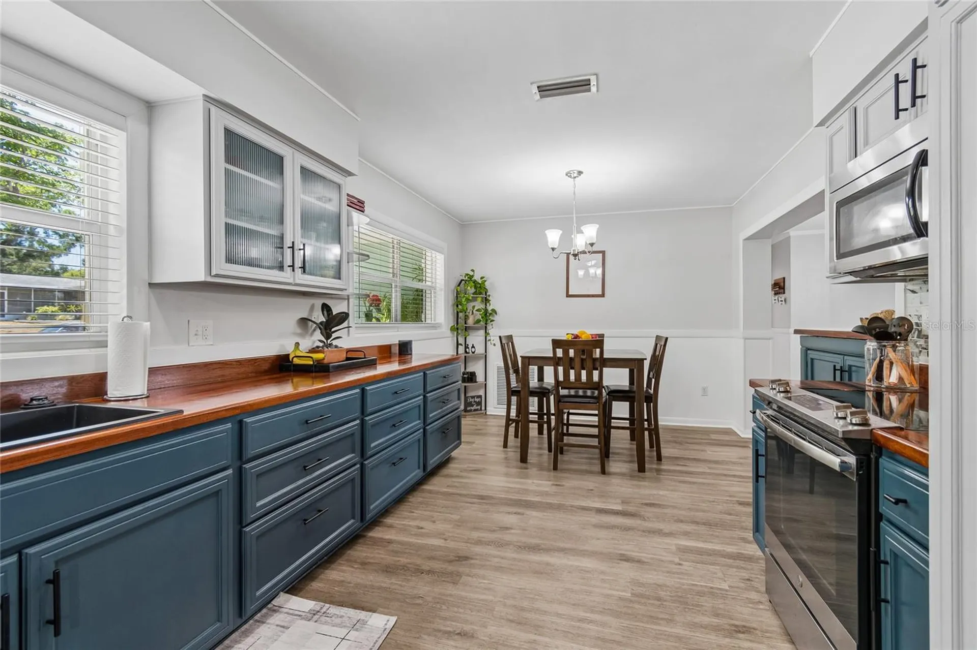1357 S Evergreen Avenue Clearwater FL 33756