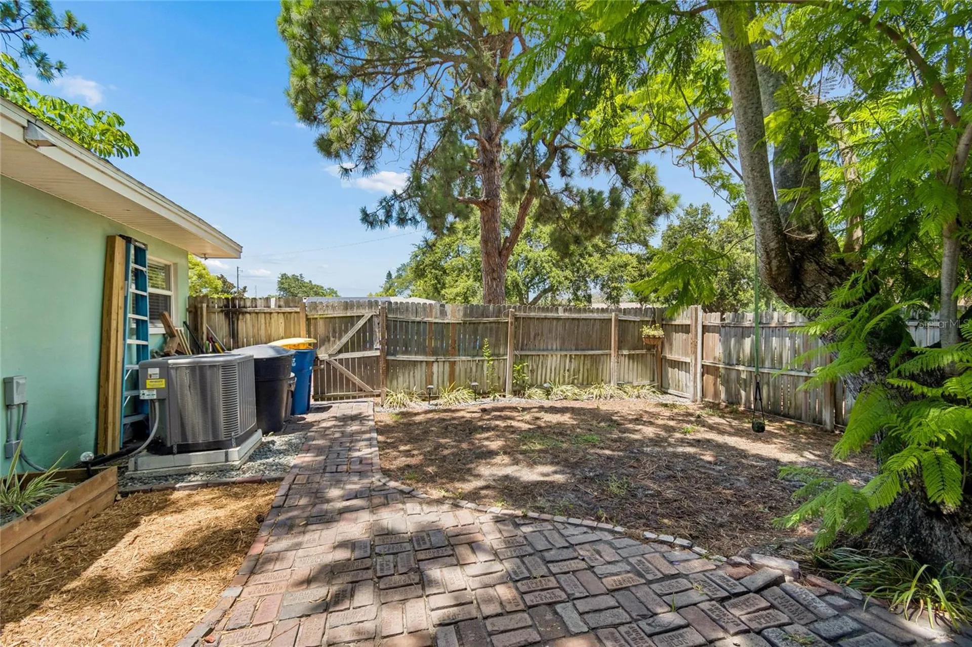 1357 S Evergreen Avenue Clearwater FL 33756