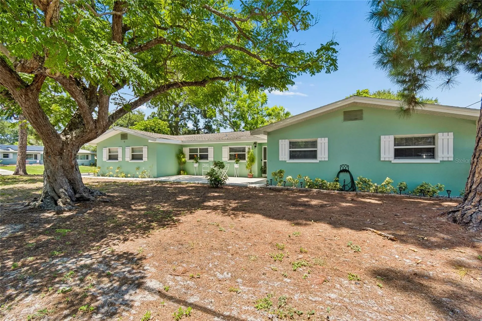 1357 S Evergreen Avenue Clearwater FL 33756