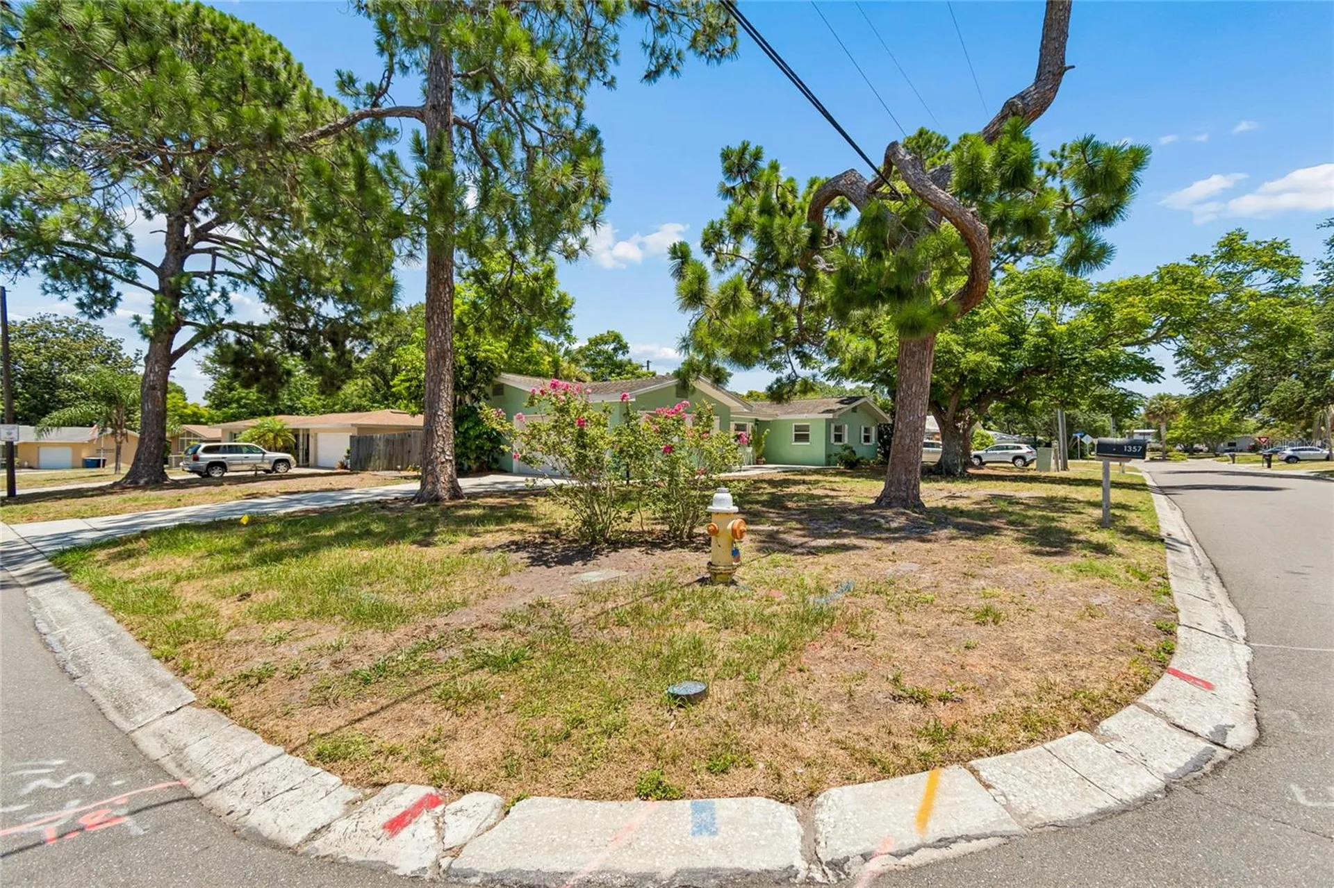 1357 S Evergreen Avenue Clearwater FL 33756