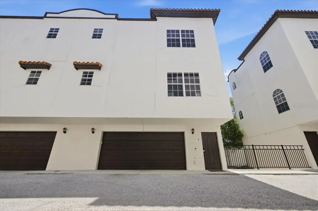 2315 W North A Street Tampa FL 33609
