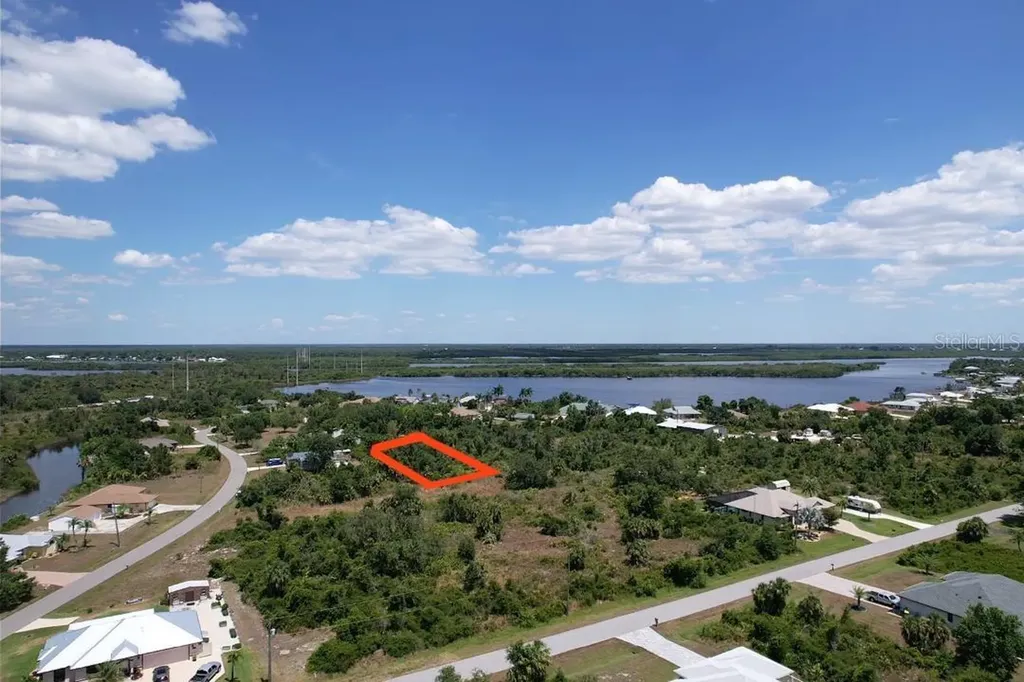 2080 Waverly Ter Street Port Charlotte FL 33983