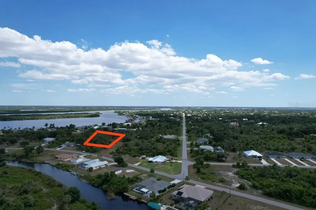 2080 Waverly Ter Street Port Charlotte FL 33983