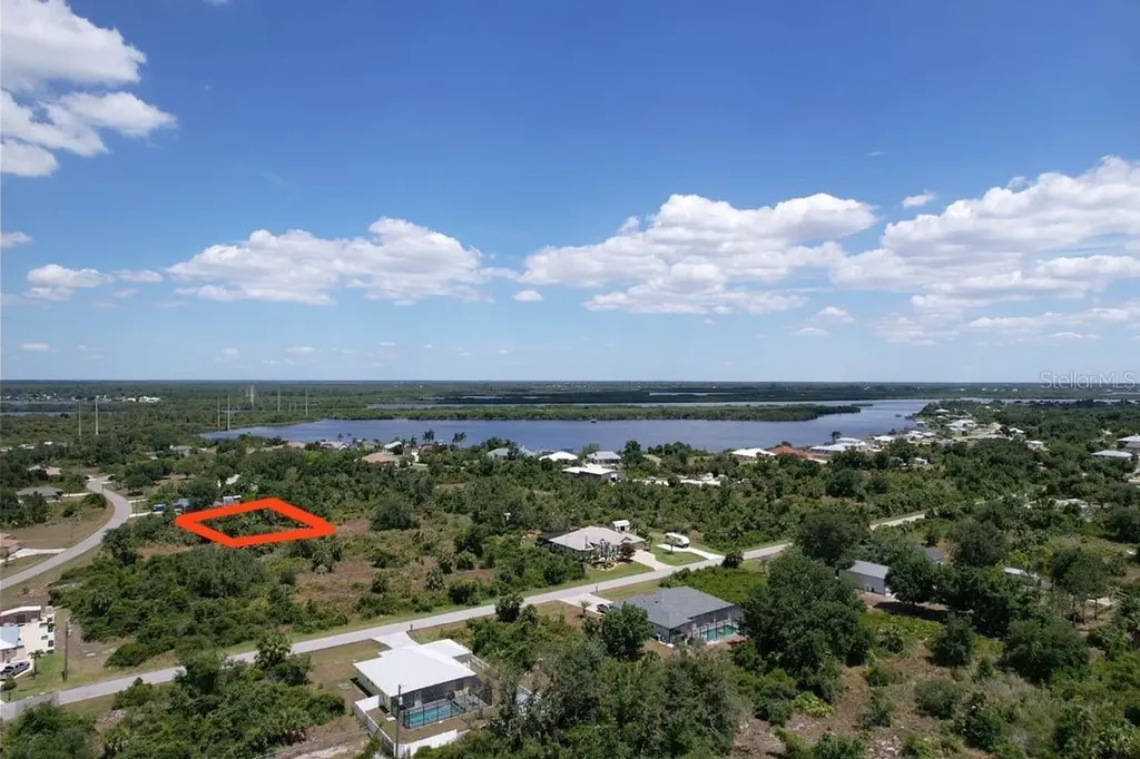 2080 Waverly Ter Street Port Charlotte FL 33983