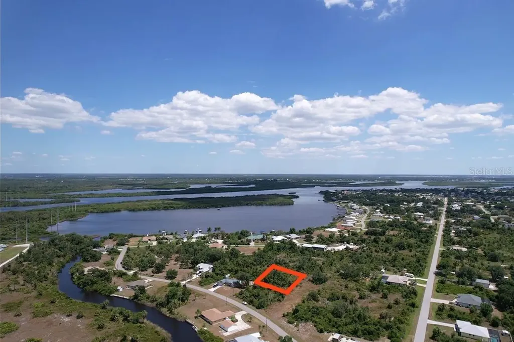2080 Waverly Ter Street Port Charlotte FL 33983