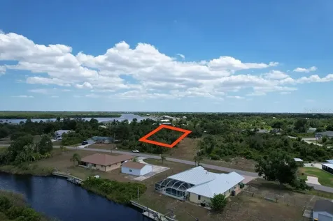 2080 Waverly Ter Street Port Charlotte FL 33983