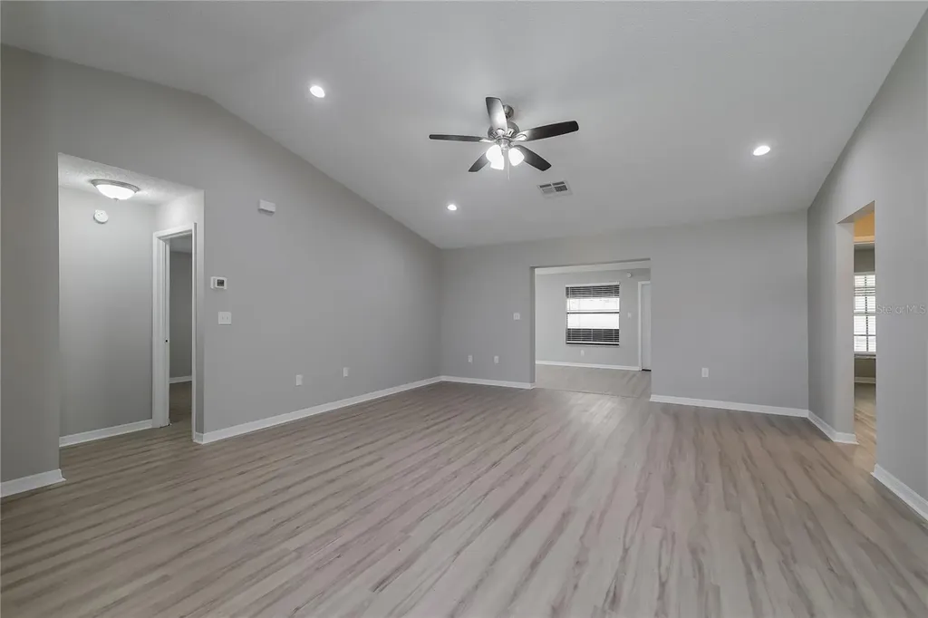 117 Dorchester Court Kissimmee FL 34758