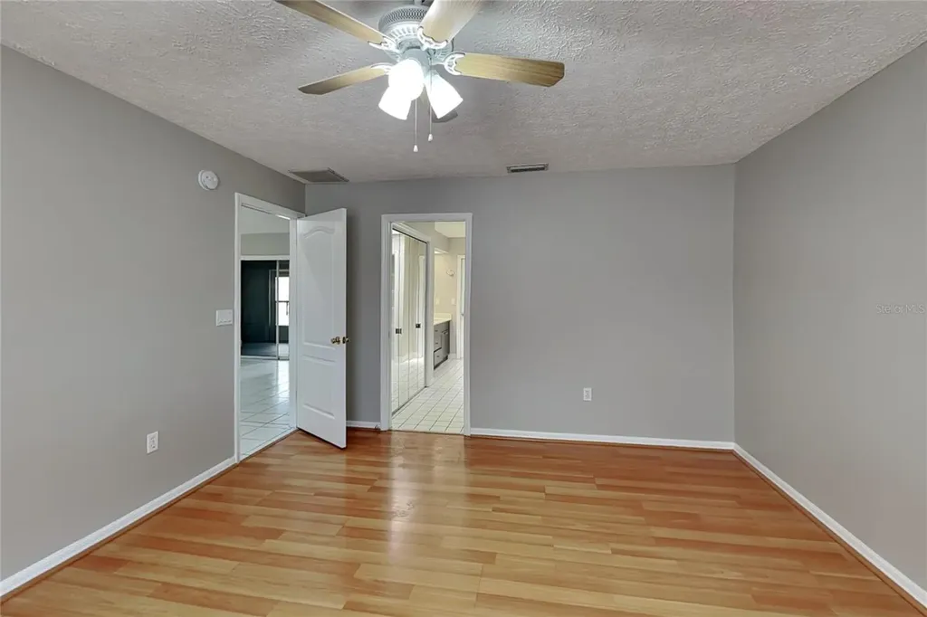 Spring Hill FL 34609