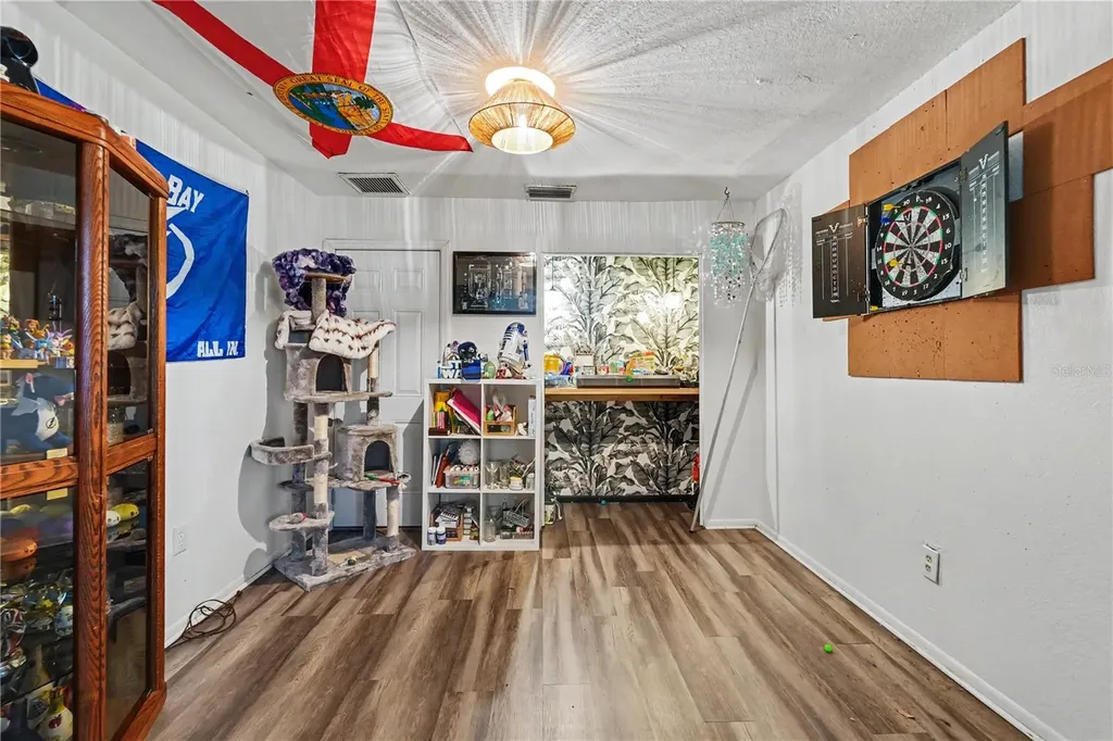 11208 Duncan Street Seminole FL 33772