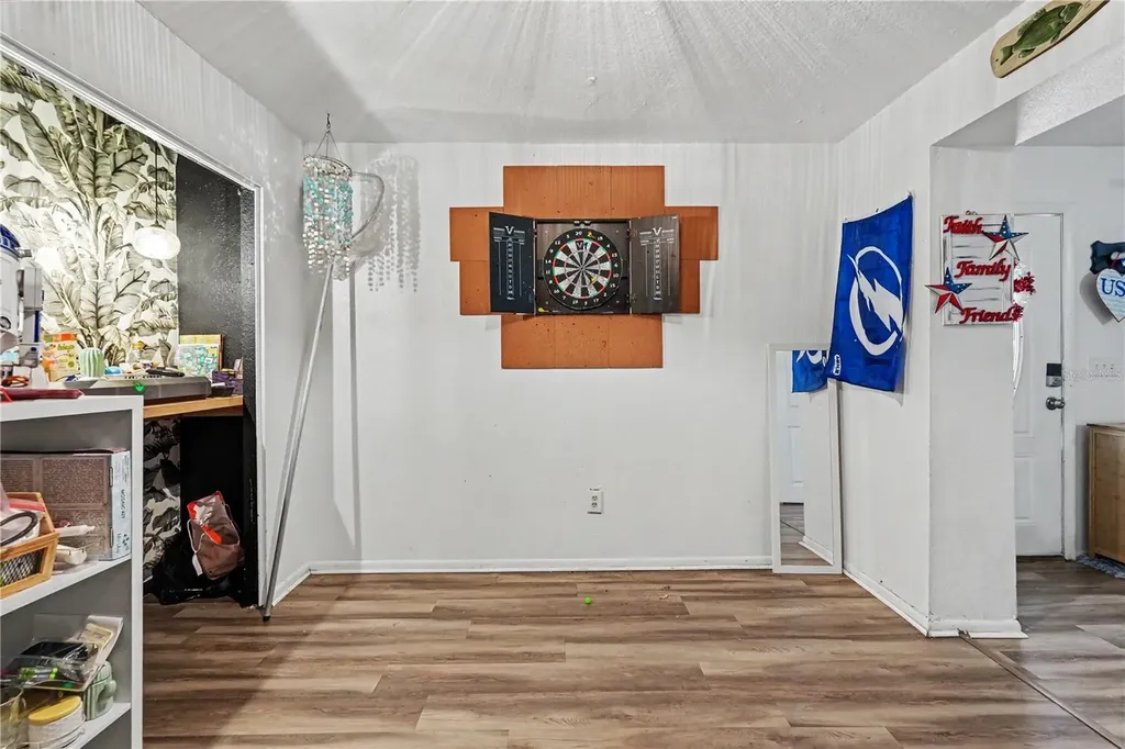 11208 Duncan Street Seminole FL 33772