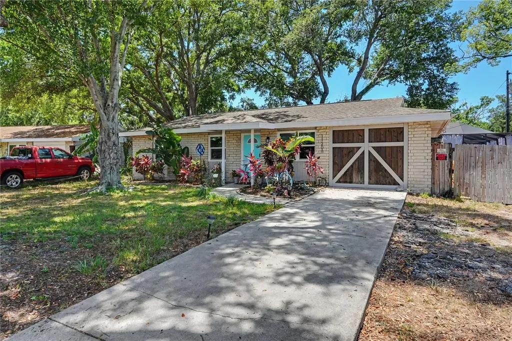 11208 Duncan Street Seminole FL 33772