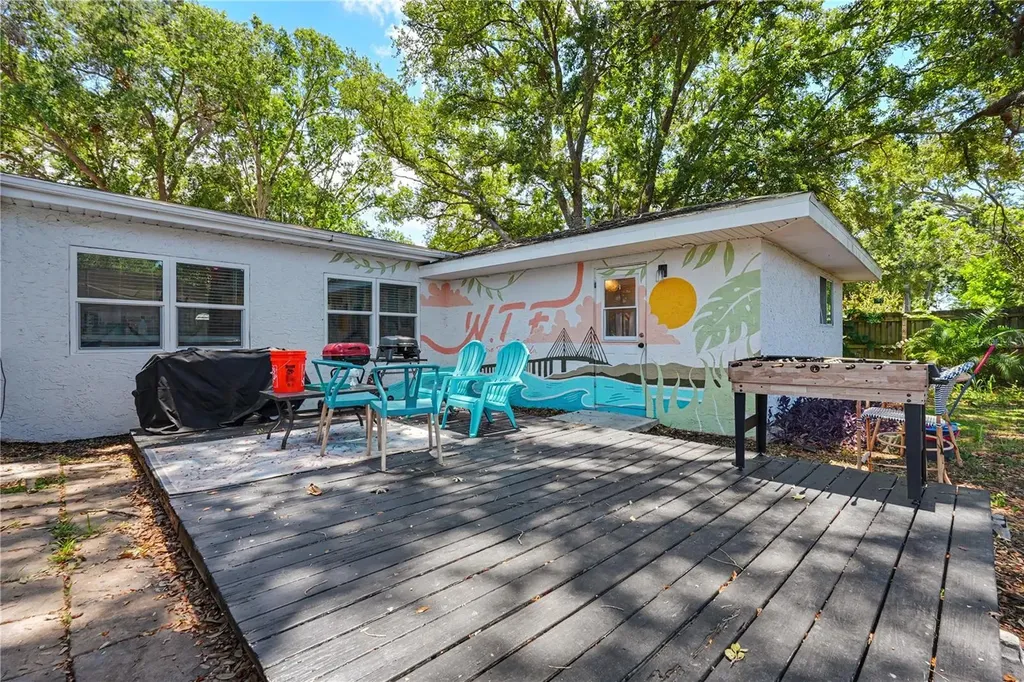 11208 Duncan Street Seminole FL 33772