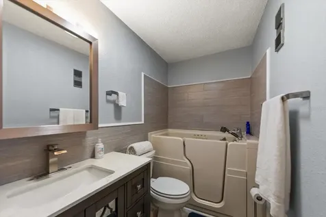 5980 Terrace Park Drive N St Petersburg FL 33709