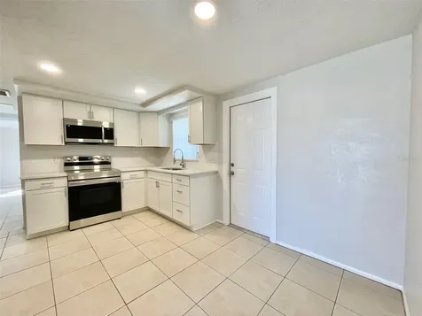 5814 1st Avenue New Port Richey FL 34652