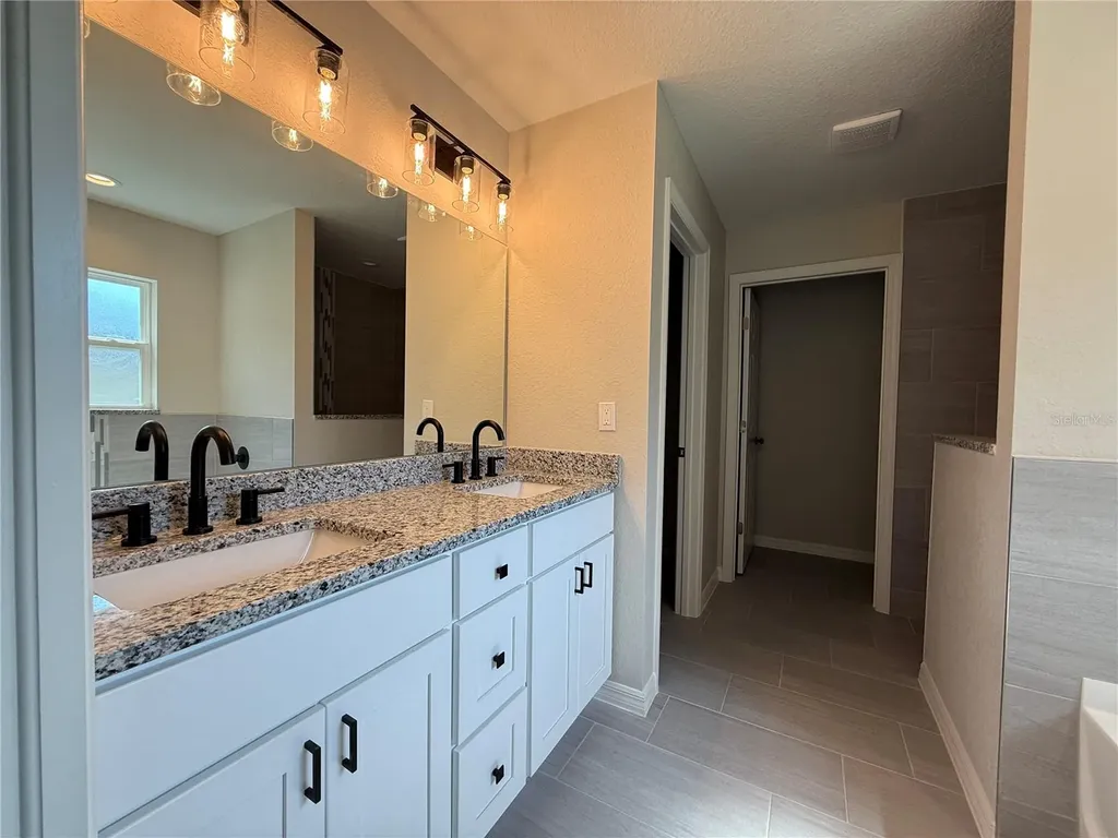 20387 SW 54th Street Dunnellon FL 34431