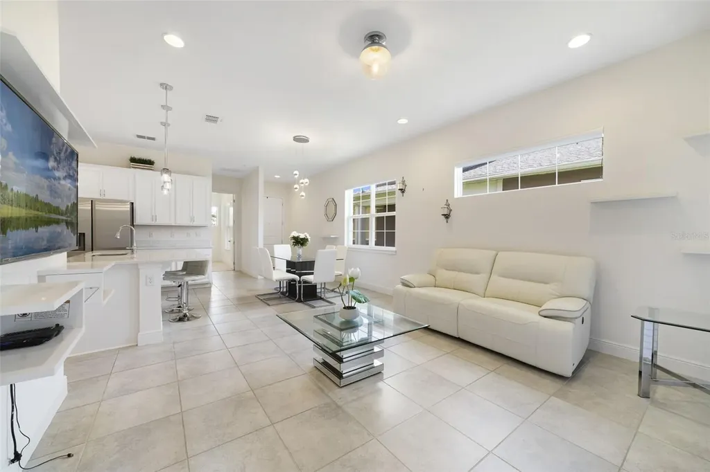 2516 Datura Loop St Cloud FL 34772