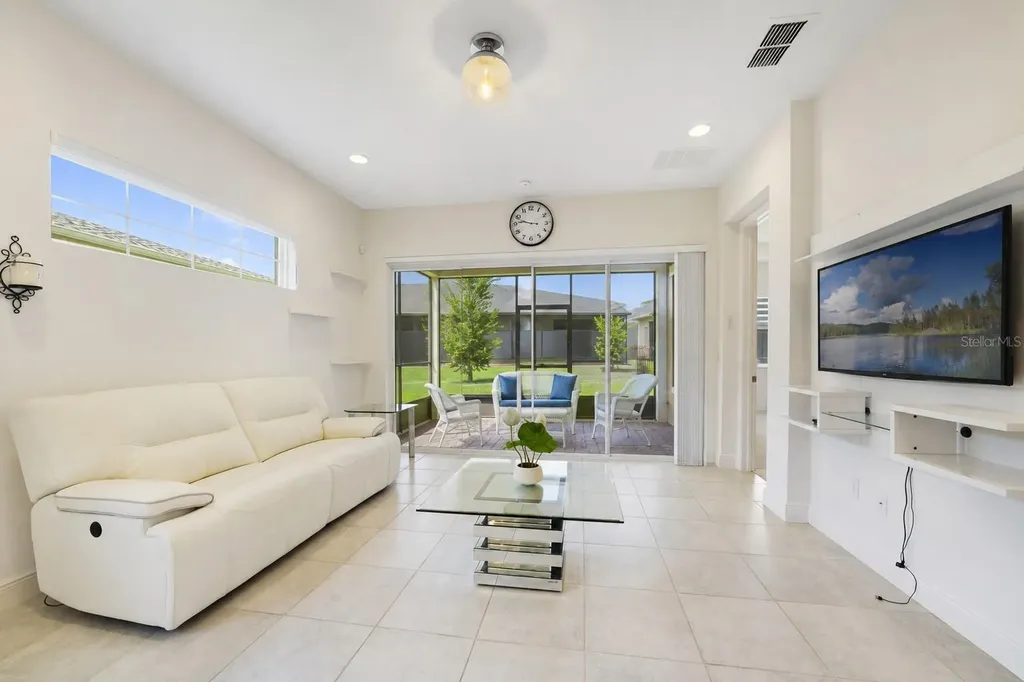 2516 Datura Loop St Cloud FL 34772