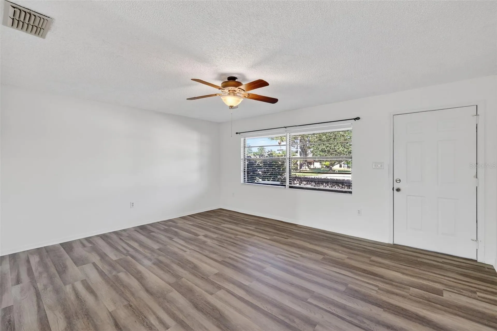 12520 Orangewood Court Tavares FL 32778