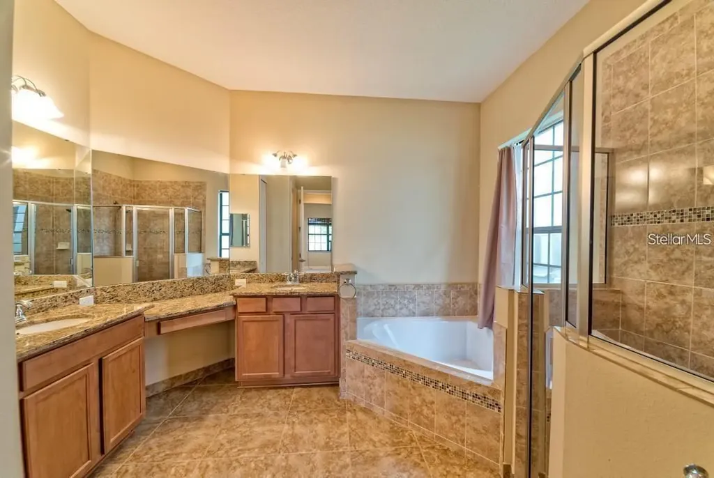8244 Prestbury Drive Orlando FL 32832