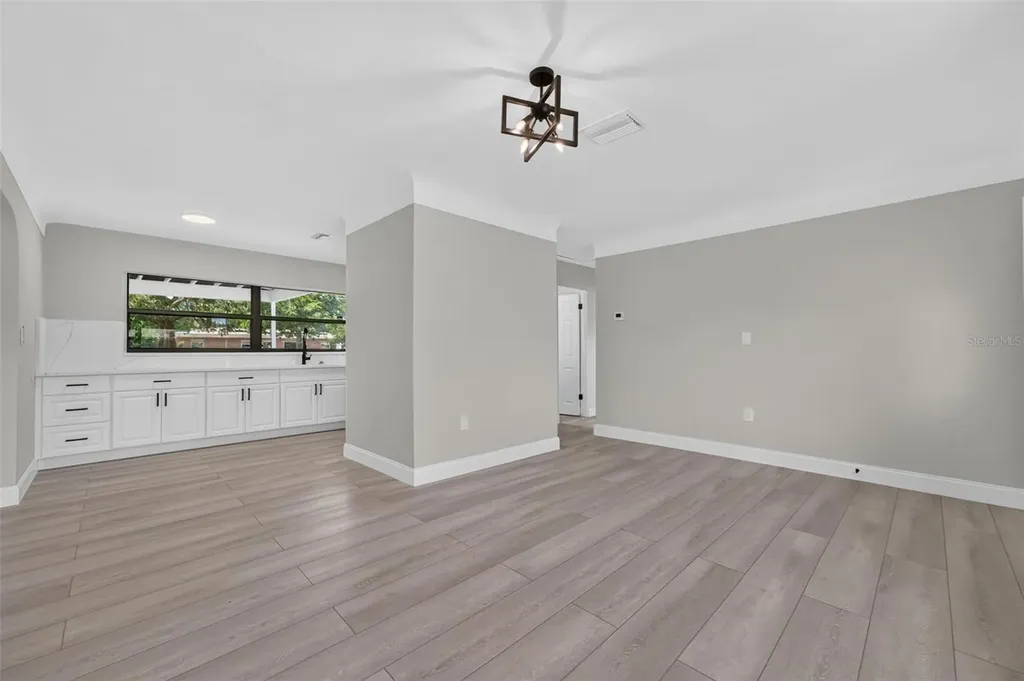 763 65th Avenue S St Petersburg FL 33705
