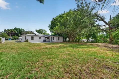 763 65th Avenue S St Petersburg FL 33705