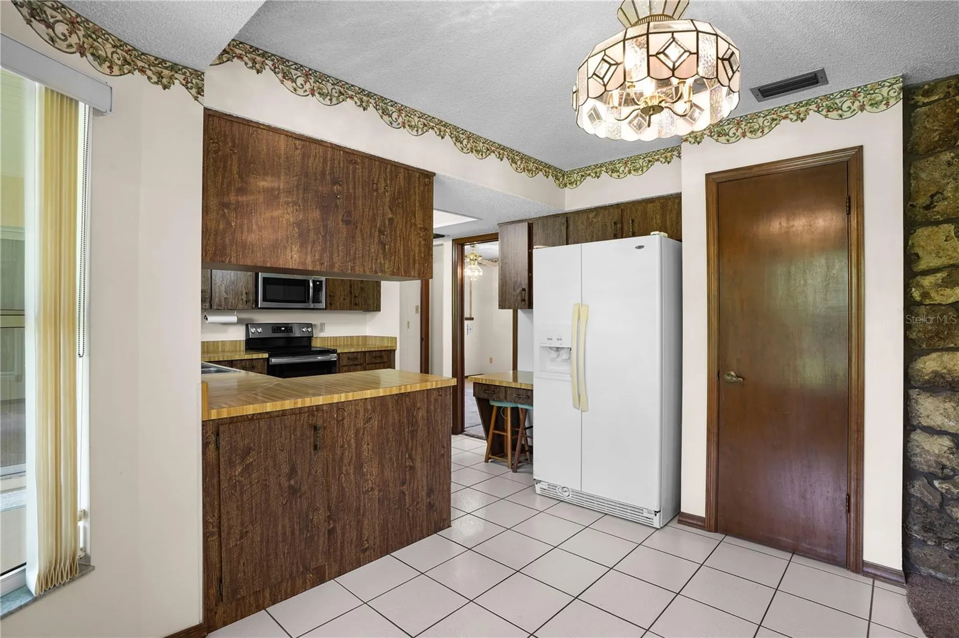 606 Alhambra Avenue Altamonte Springs FL 32714