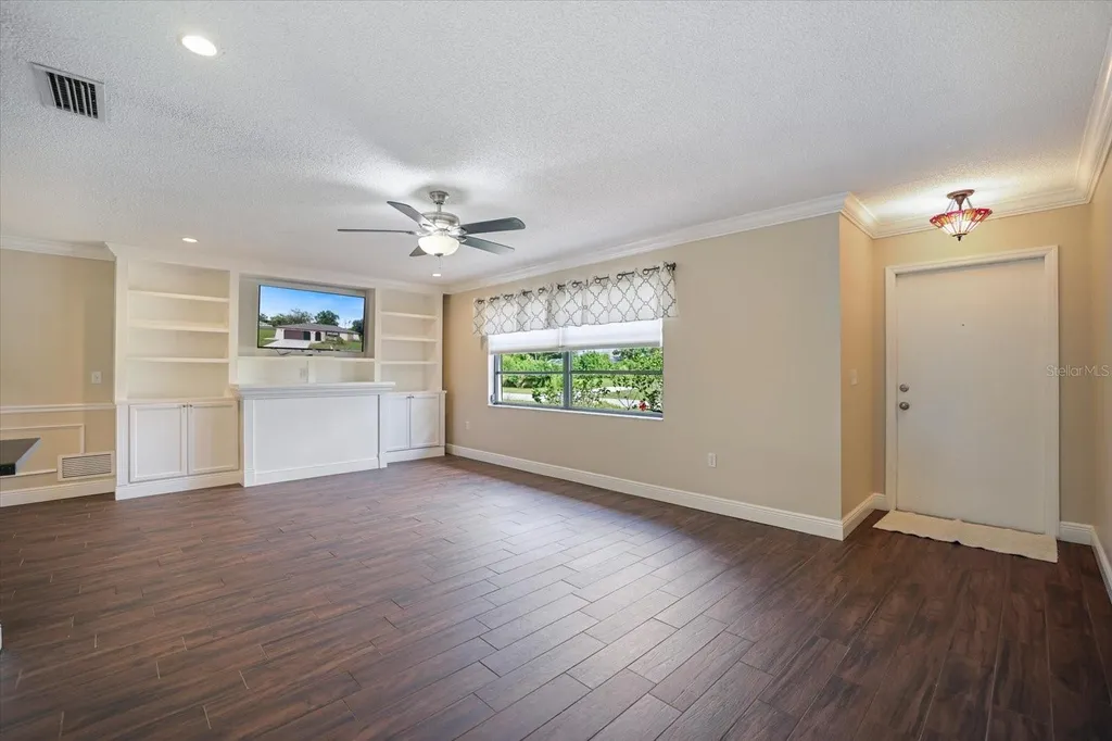 9331 San Bernandino Avenue Englewood FL 34224