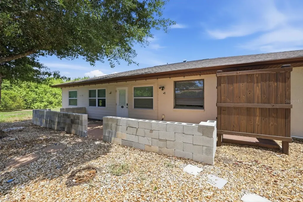 9331 San Bernandino Avenue Englewood FL 34224