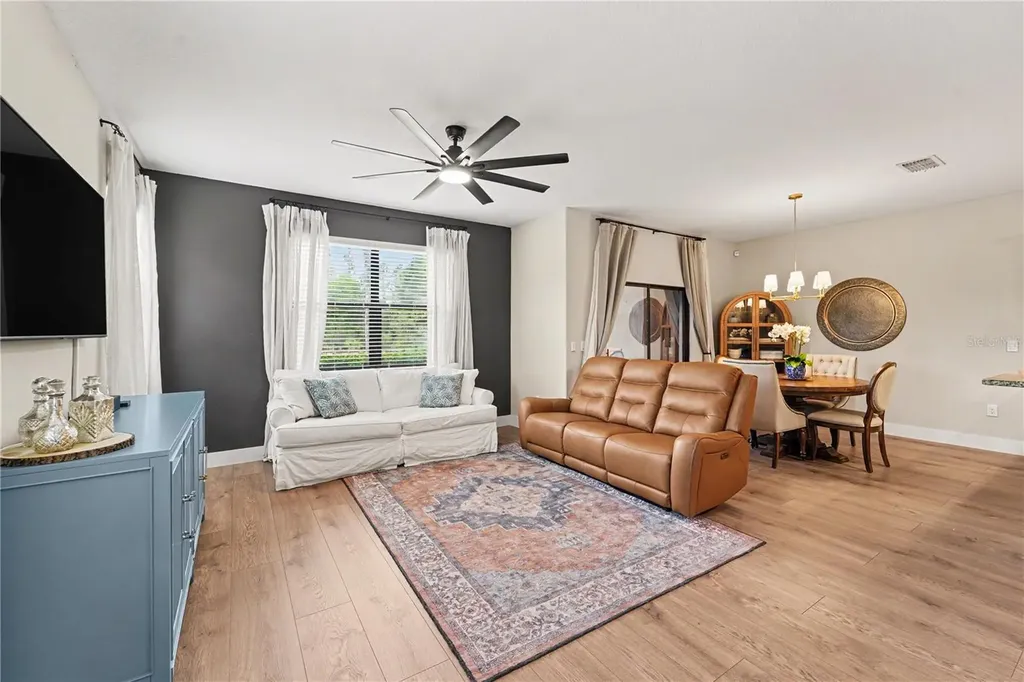 28425 Pleasant Bay Loop Wesley Chapel FL 33543
