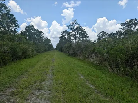 314 Camellia Drive Indian Lake Estates FL 33855