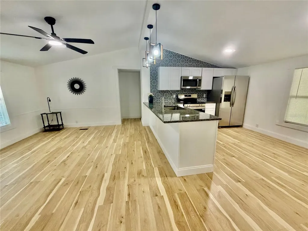 31638 Lake Drive Eustis FL 32736