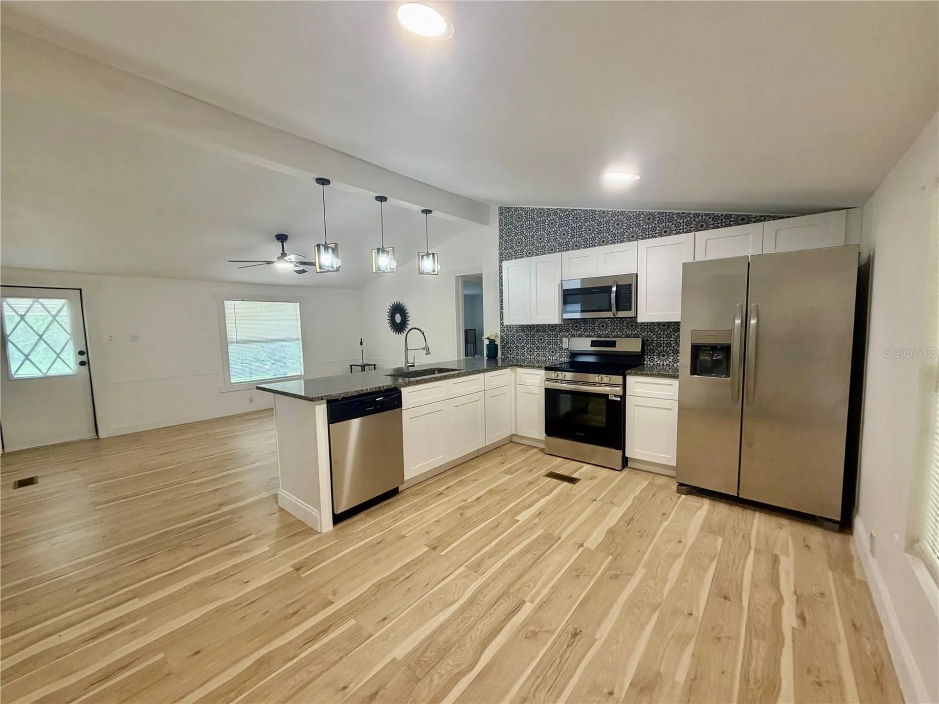 31638 Lake Drive Eustis FL 32736