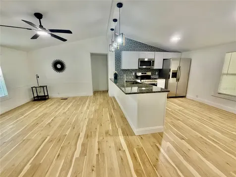 31638 Lake Drive Eustis FL 32736