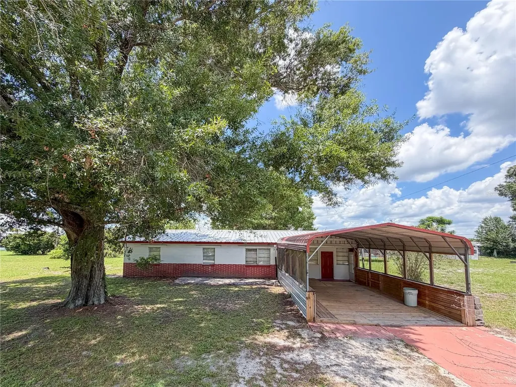308 Central Avenue Frostproof FL 33843