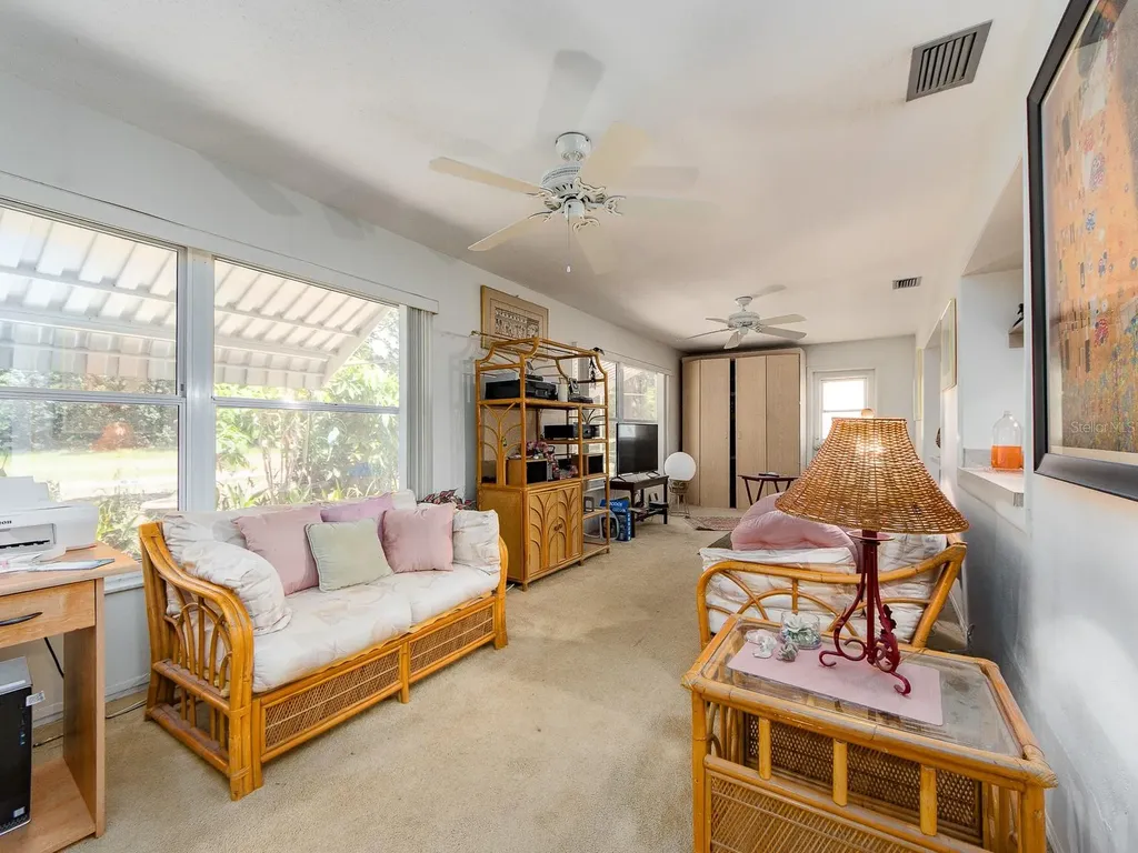14245 93rd Avenue Seminole FL 33776