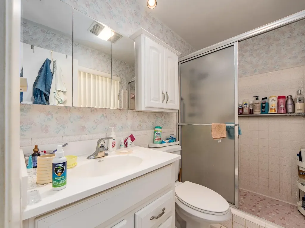 14245 93rd Avenue Seminole FL 33776
