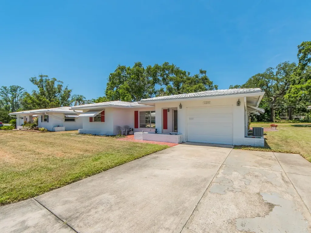 14245 93rd Avenue Seminole FL 33776