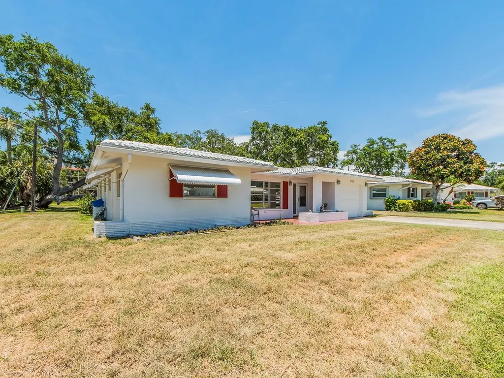 14245 93rd Avenue Seminole FL 33776