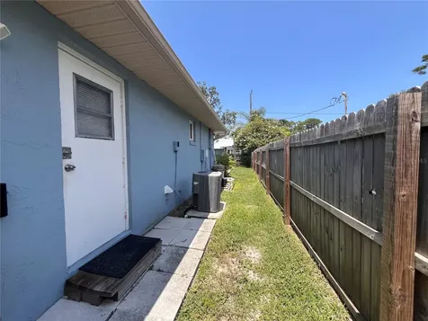 2511 Milton Avenue New Smyrna Beach FL 32168