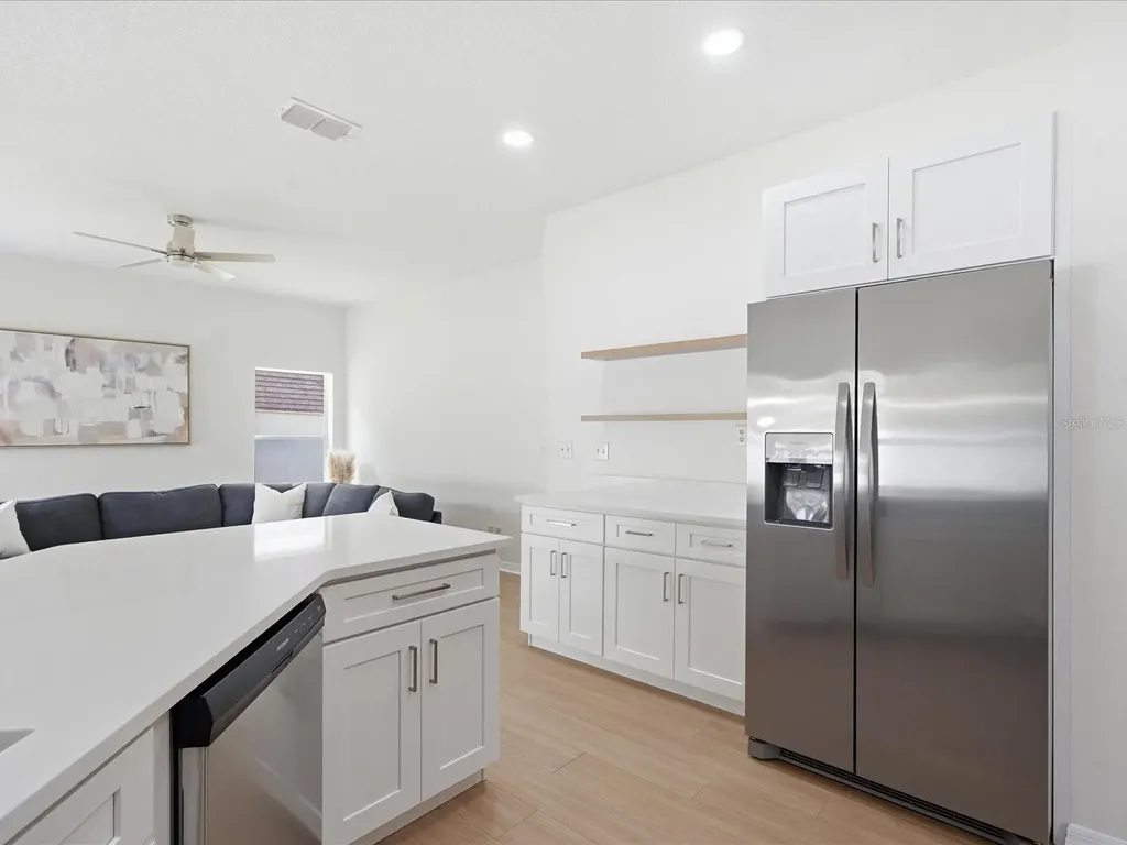 4617 Debbie Lane Lutz FL 33559