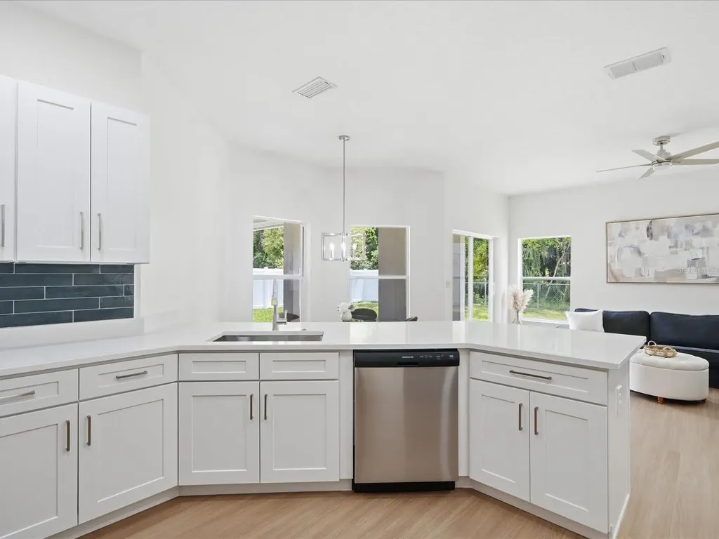 4617 Debbie Lane Lutz FL 33559