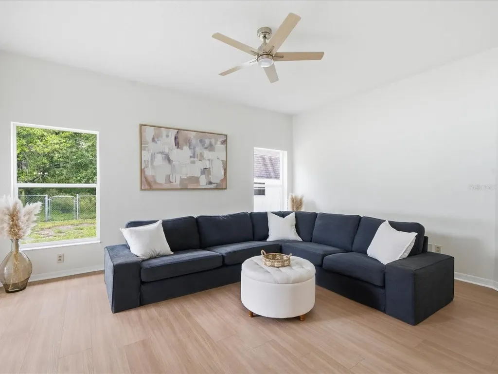 4617 Debbie Lane Lutz FL 33559