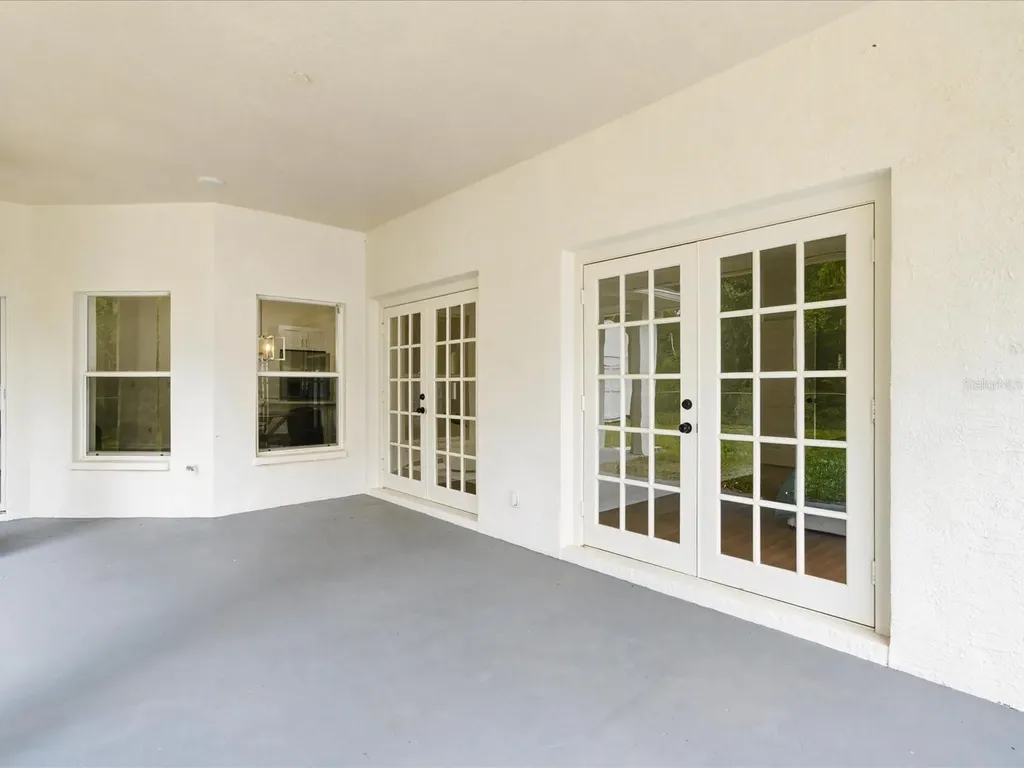 4617 Debbie Lane Lutz FL 33559