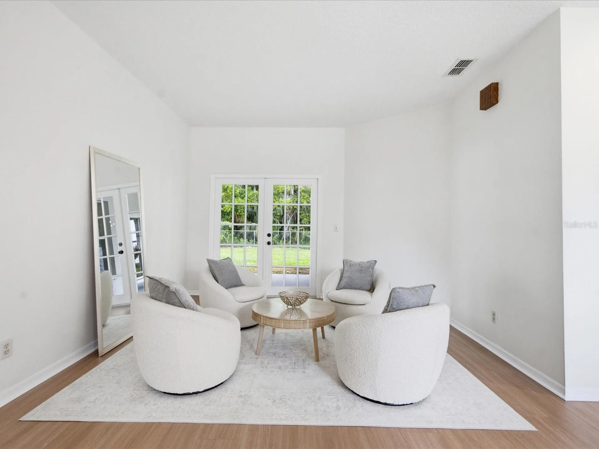 4617 Debbie Lane Lutz FL 33559
