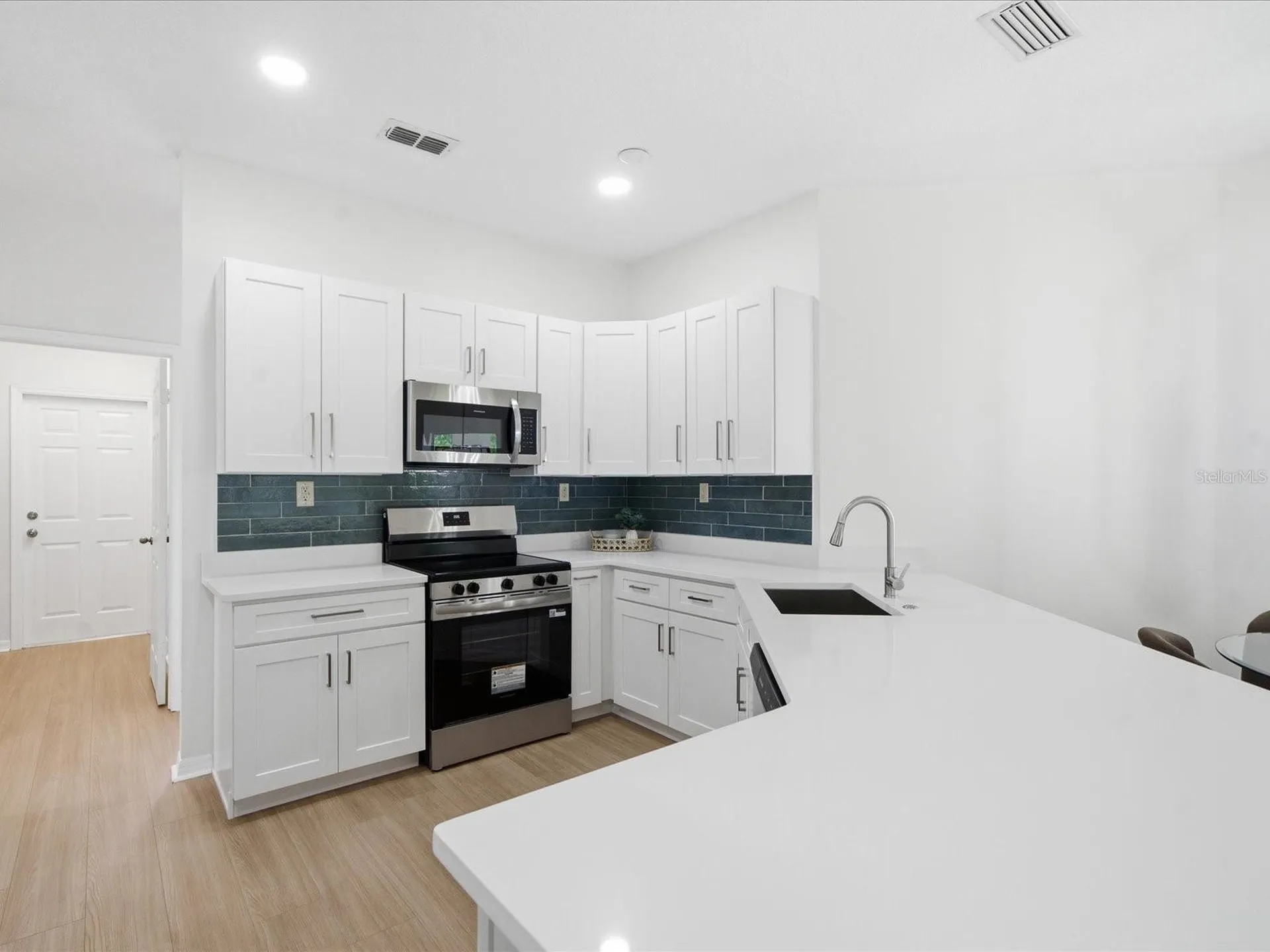 4617 Debbie Lane Lutz FL 33559