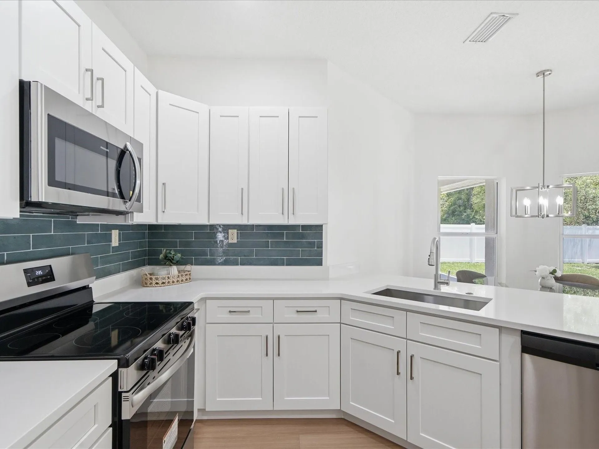 4617 Debbie Lane Lutz FL 33559