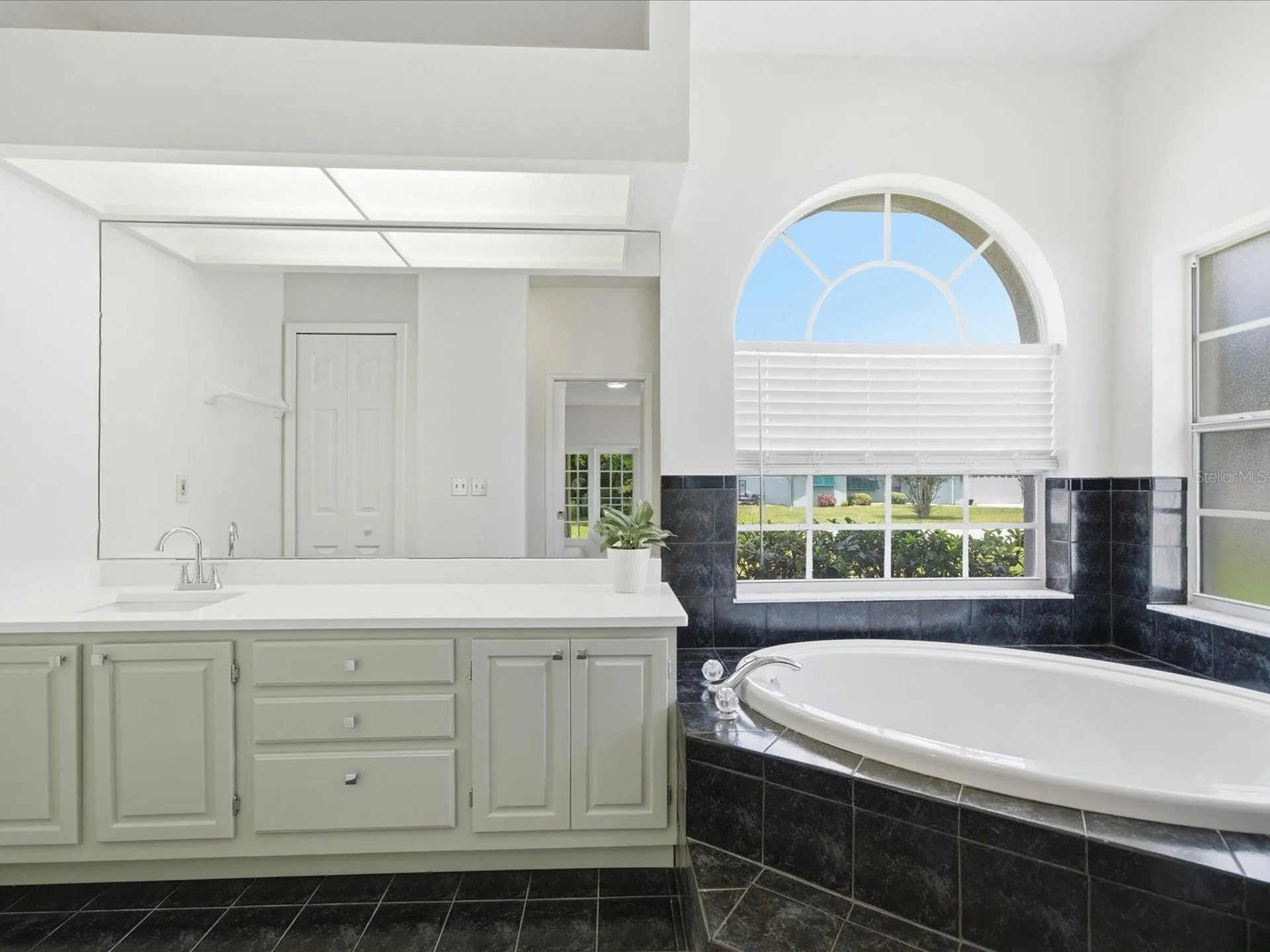 4617 Debbie Lane Lutz FL 33559